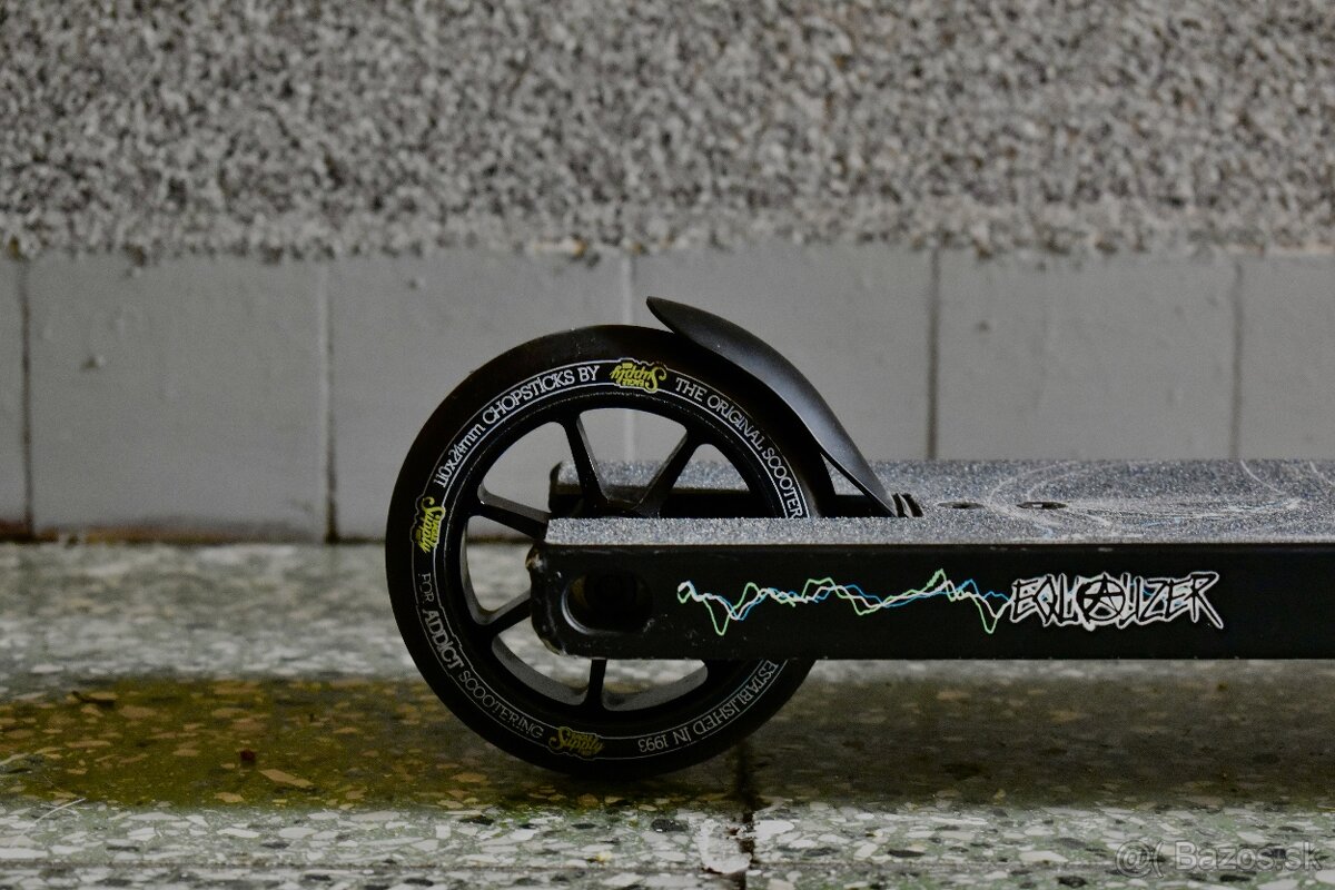 Predám/vymením freestyle kolobežku – Addict Equalizer - 5