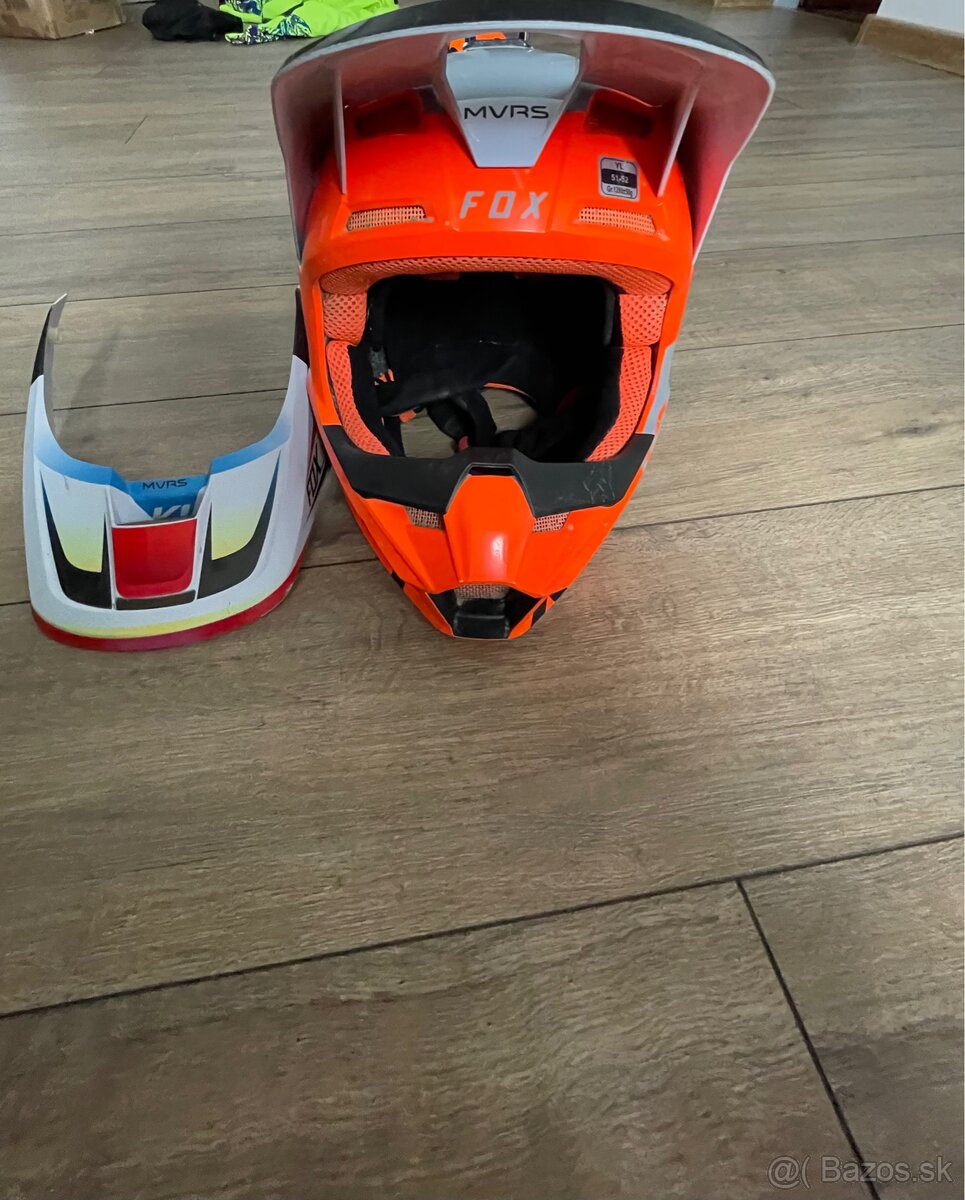 predám motocrossovú prilbu - 5