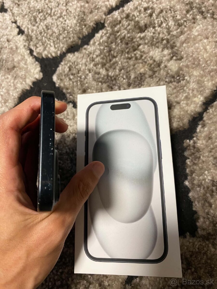 Iphone 15 - 128GB (BLACK) - 5