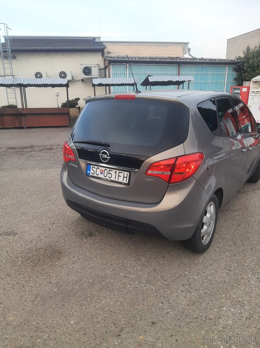 Opel Meriva b 2010 - 5