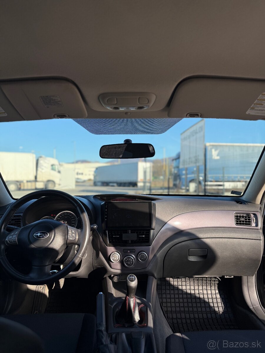 Subaru Impreza 2.0r - 5