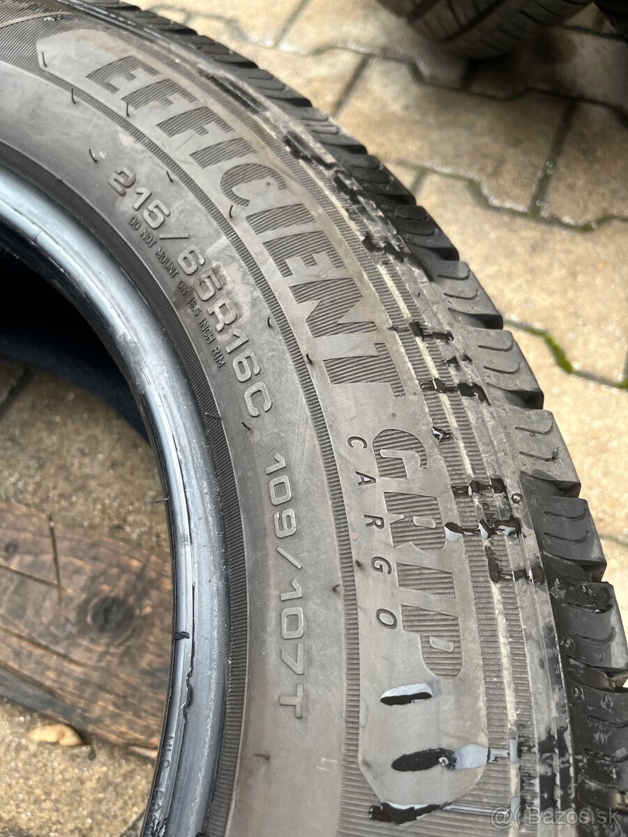 215/65R16C Good Year letne - 5