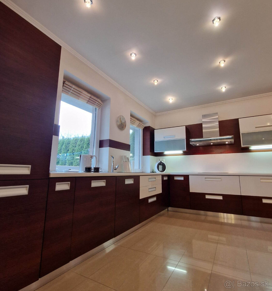 Predaj pekný RD s bazénom v Nitre - Na prameni - 5