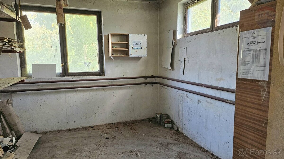 Výrobná hala s bývaním v obci Topoľnica. "REZERVOVANÉ" - 5