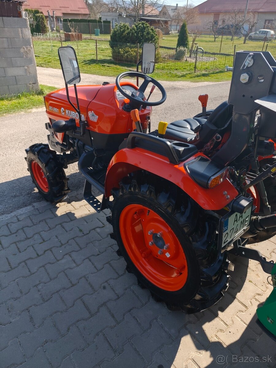 Malotraktor Kubota - 5