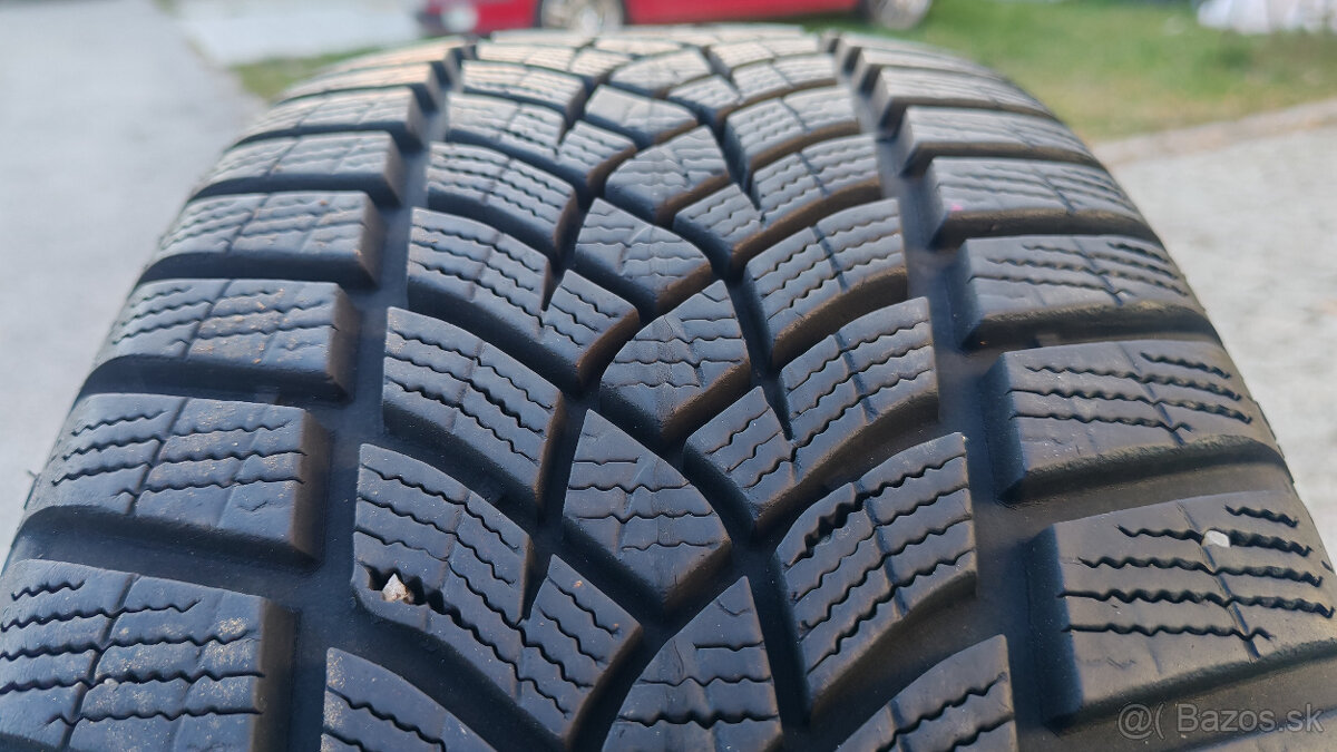 Zimné pneu 205/50 R17 --- GOOD YEAR - 5