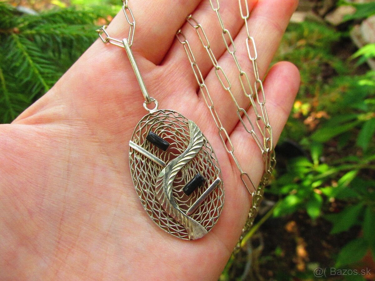 Starý dámsky strieborný náhrdelník, Ag 900 - 5