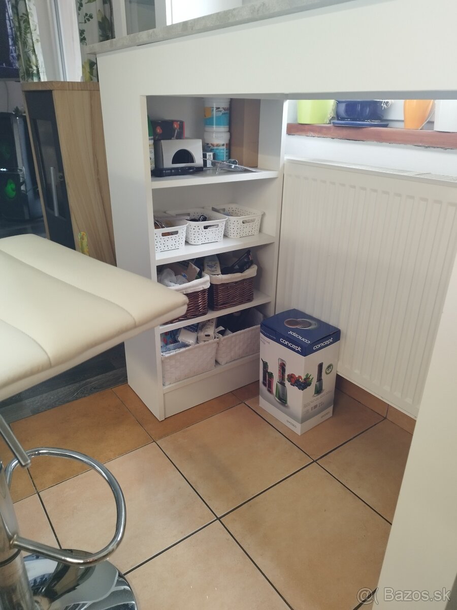 Barový stolík so stolickami - 5