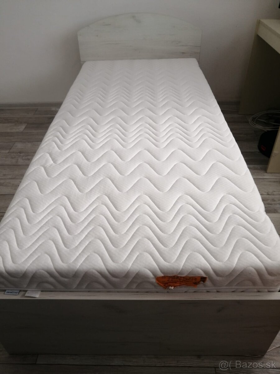 Posteľ + matrac - 5