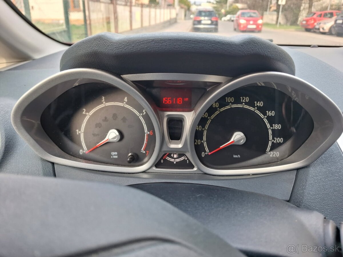 Predám Ford Fiesta - 5