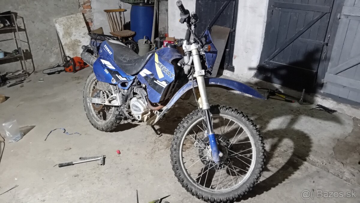 Keeway 200