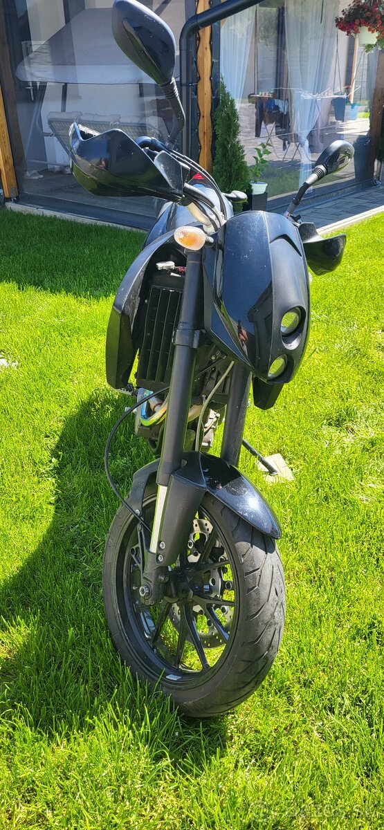 KTM Duke2