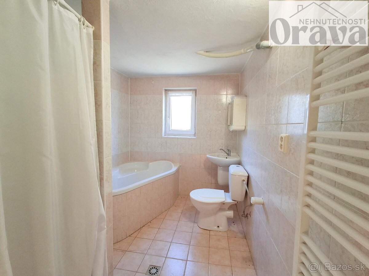 Rodinný dom so záhradou v Nižnej na Orave - 5