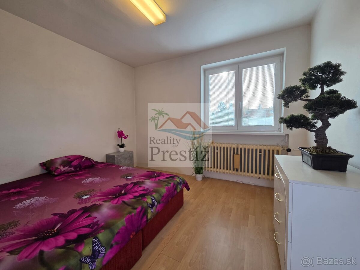 EXKLUZÍVNA PONUKA priestranný rodinný dom s garážou - 5