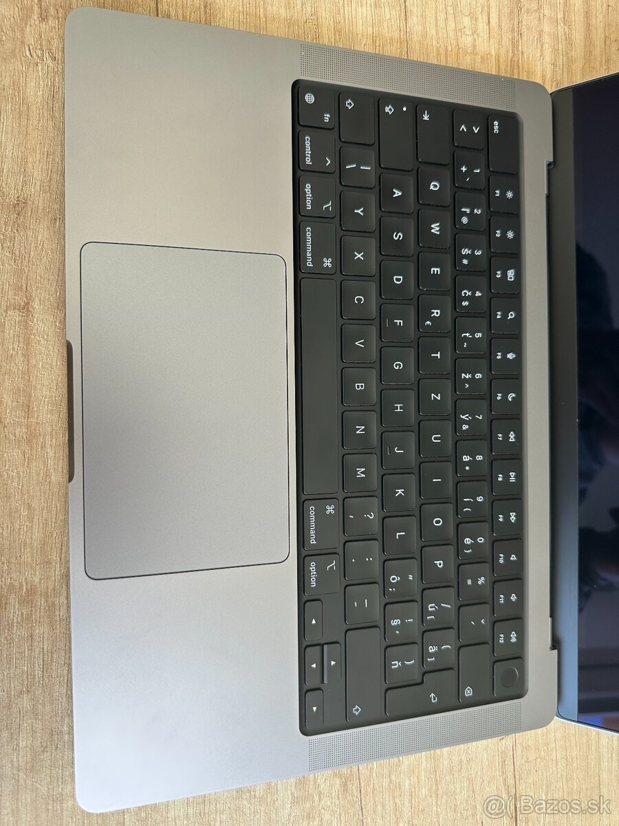 Apple MacBook Pro 14" CTO (M1, 32GB, 1TB SSD) - 5