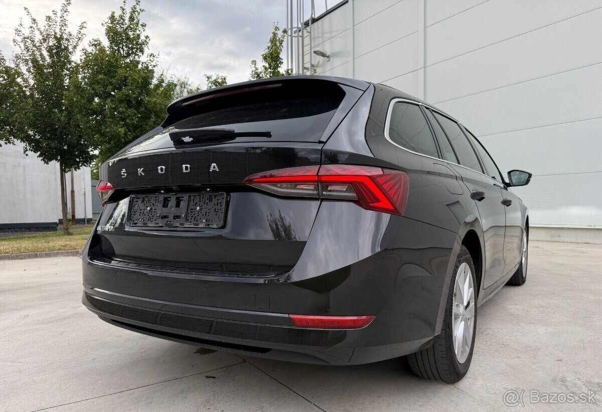 ŠKODA OCTAVIA IV COMBI 2.0 TDI DSG - 5