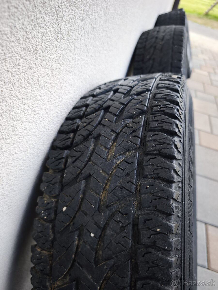 Pneumatiky s diskami jimny 205/70r15
