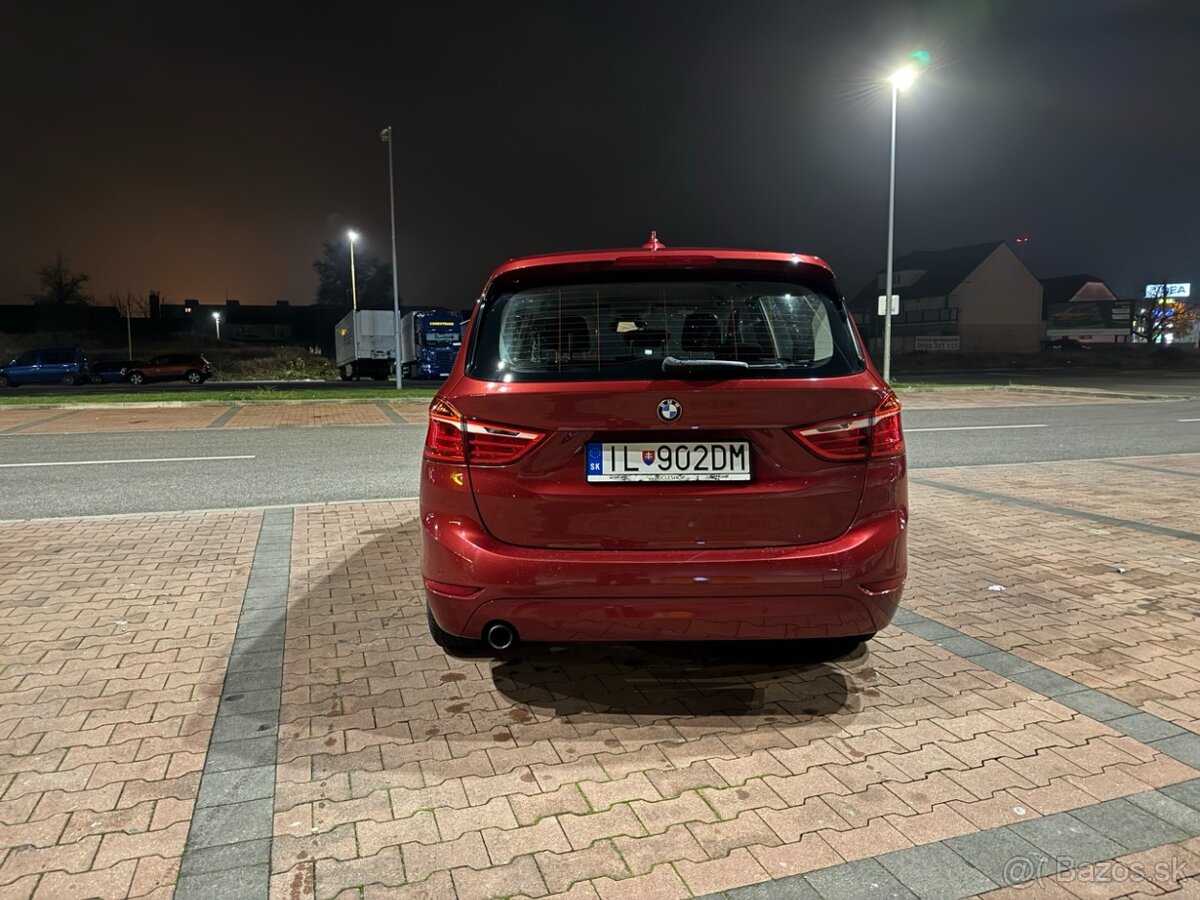 BMW 218i Gran Tourer A/T - 5