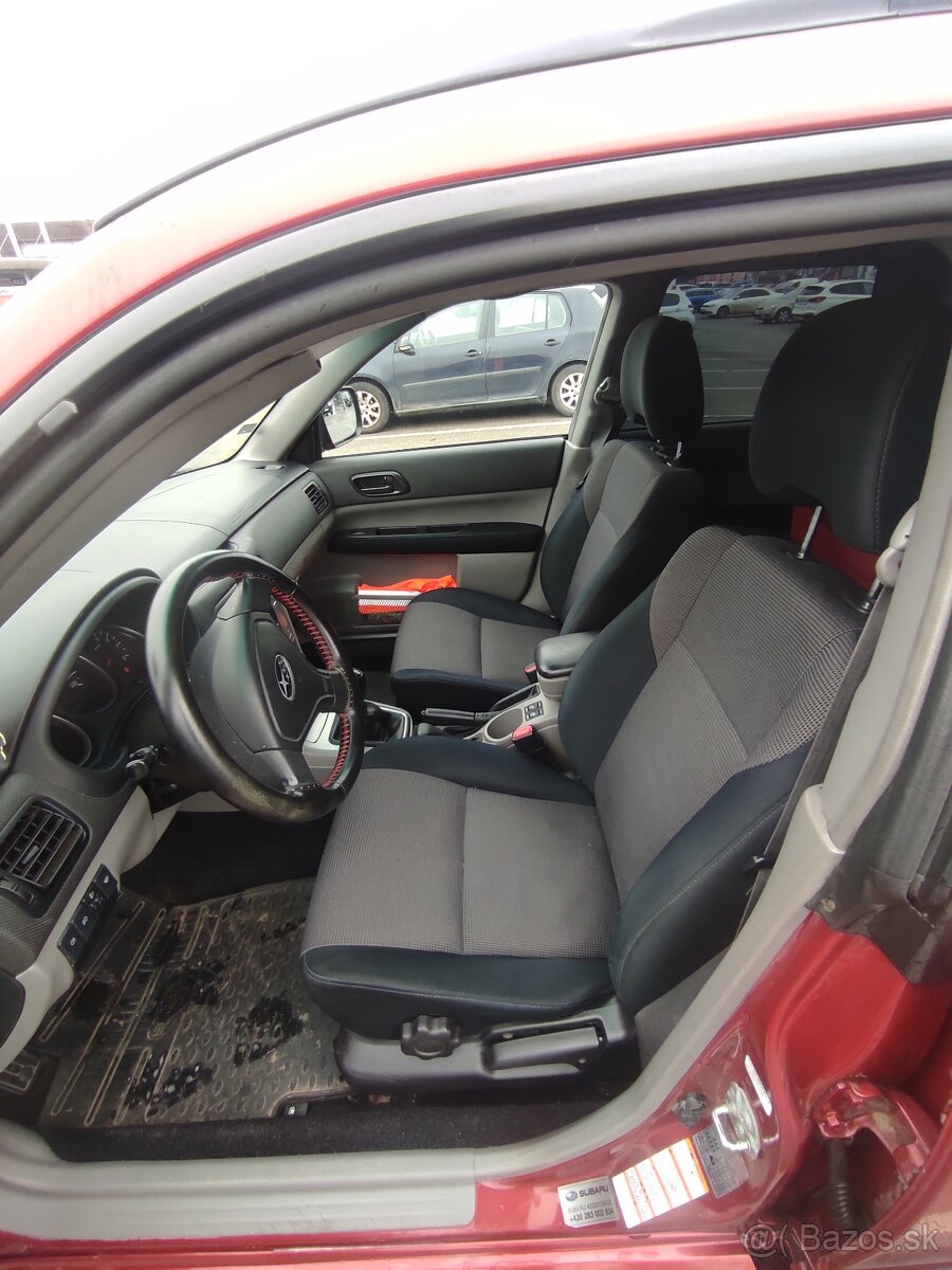 Subaru Forester 2,0 benzín - 5