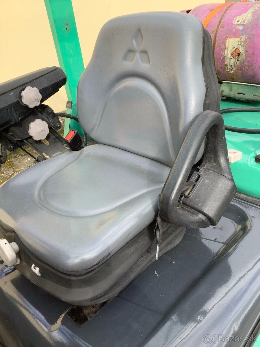 Mitsubishi FG25 – 2,5t LPG, Triplex 4,7 m, side-shift - 5