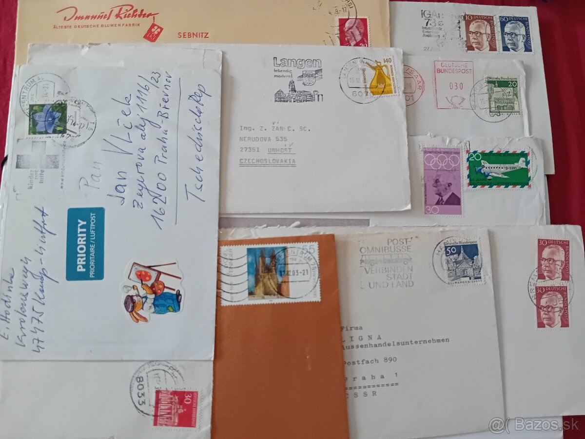 Známky albumy DDR 2 - 5