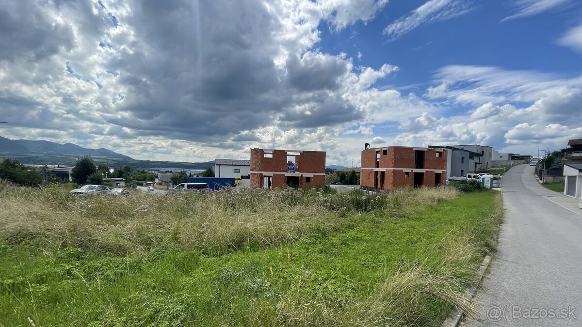 Výnimočný dvojdom v Gbeľanoch s modernou architektúrou - 5