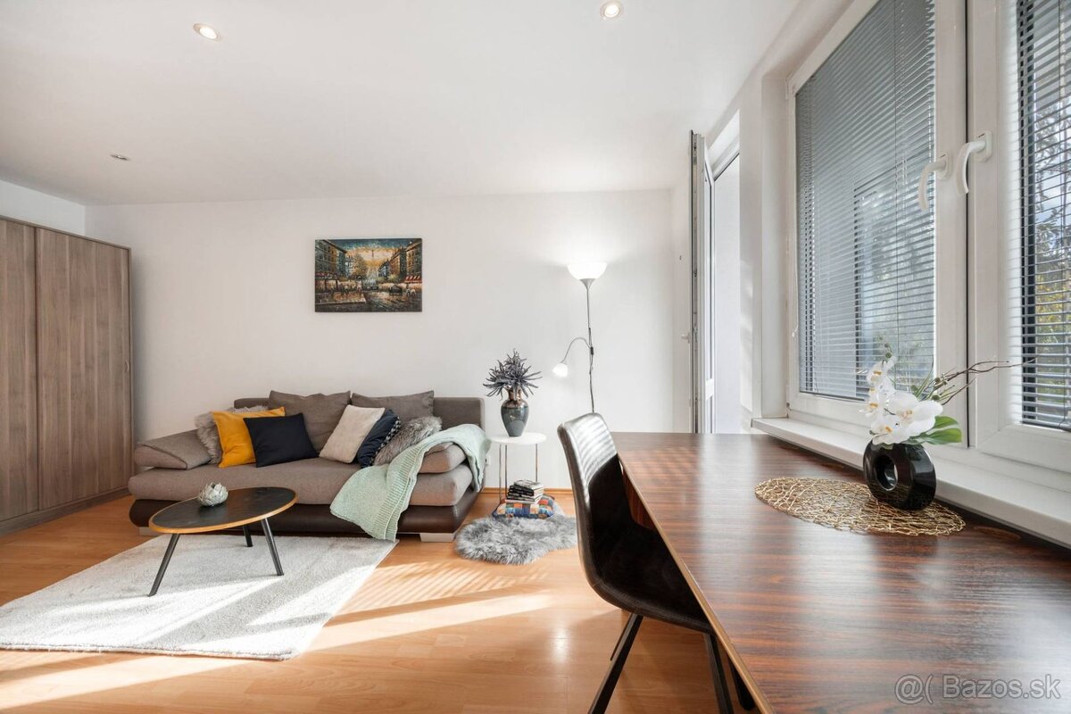 Na predaj 1,5 izbový byt s loggiou - 5