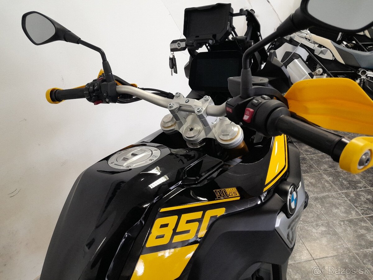 BMW F 850 GS - Výroční 40 Years Edition