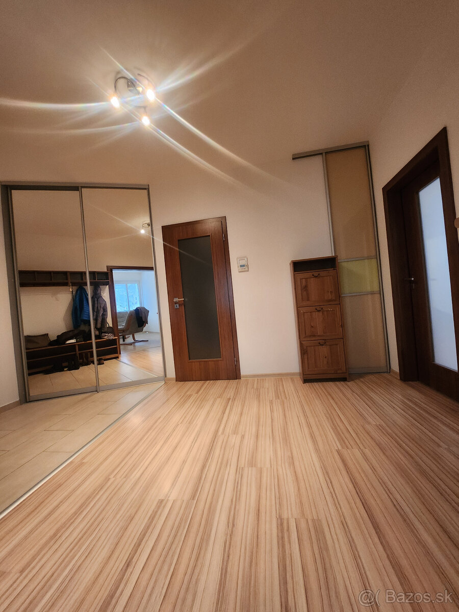 EXKLUZÍVNE, veľký 3 izb.byt Kalvária,garáž,loggia,balkón - 5