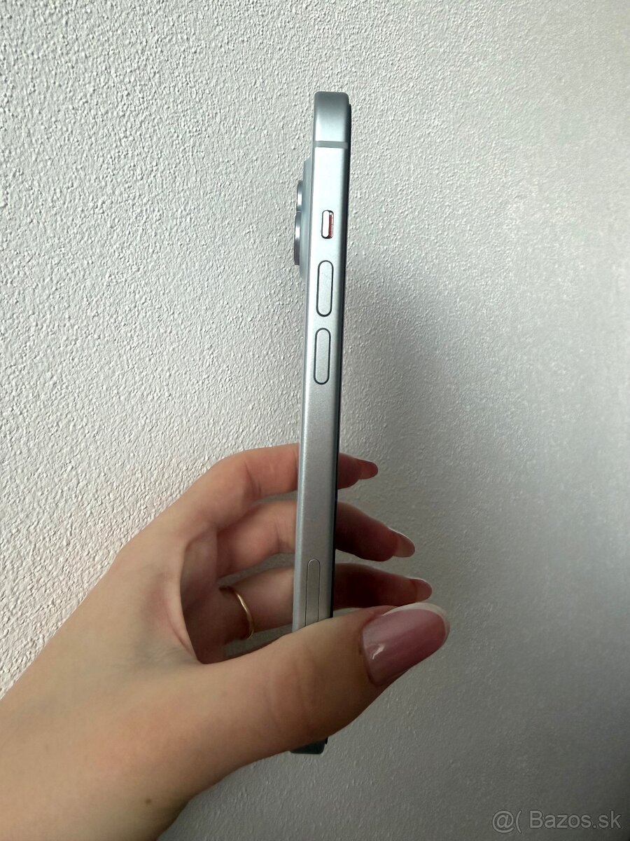 Apple iPhone 15 128GB - 5