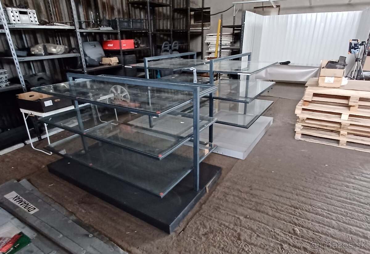 Veľké sklenené regále - 5