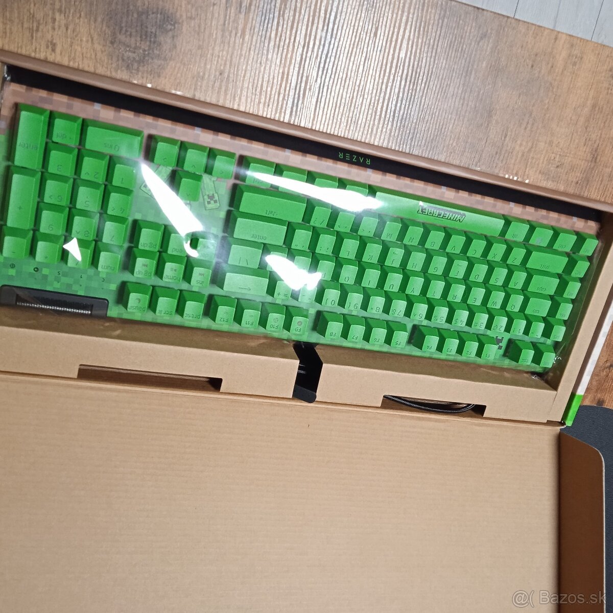Herná klávesnica Razer BlackWidow V 4 Minecraft Nová - 5