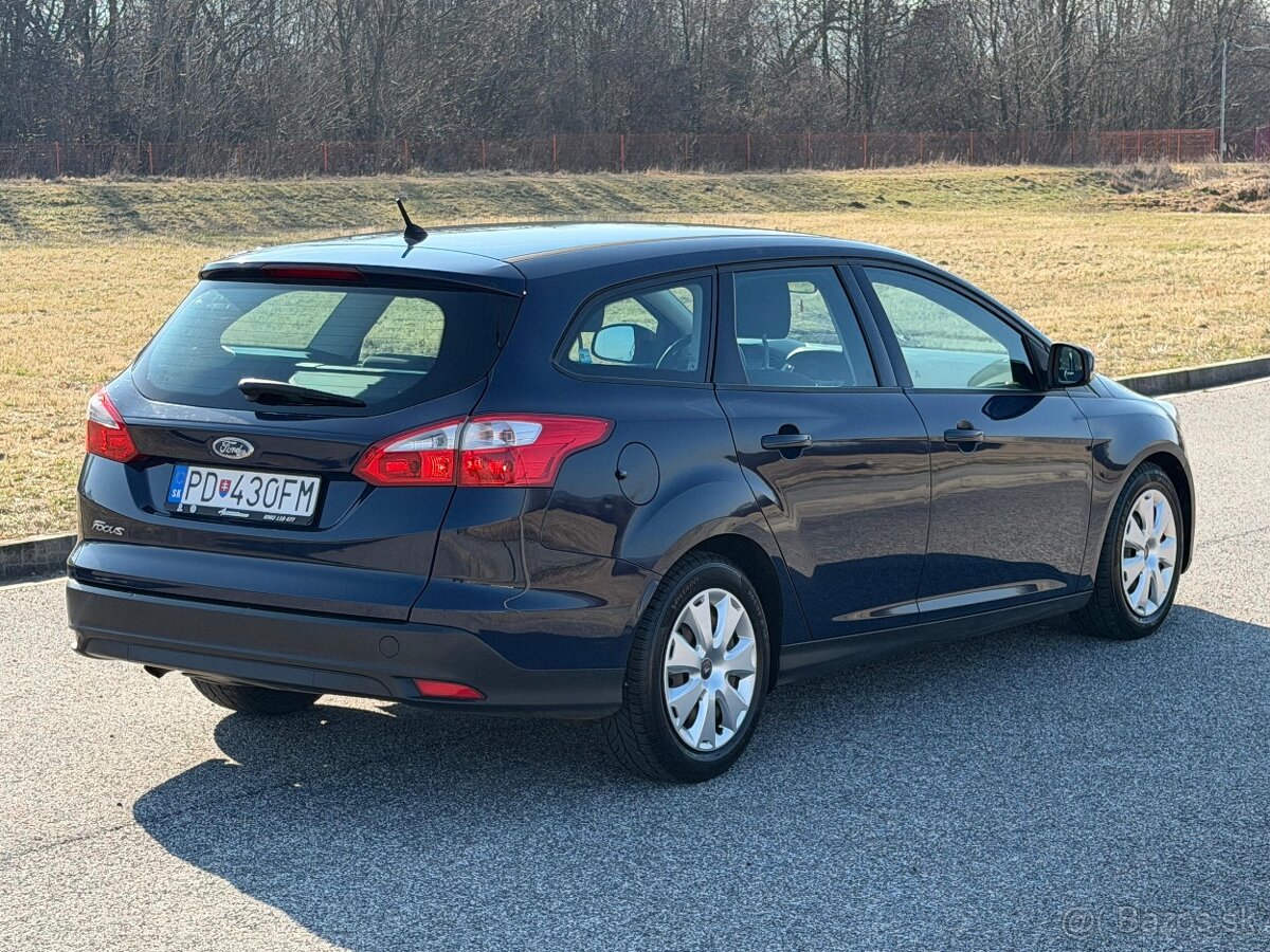 FORD Focus kombi/2011/1,6 Diesel - 5