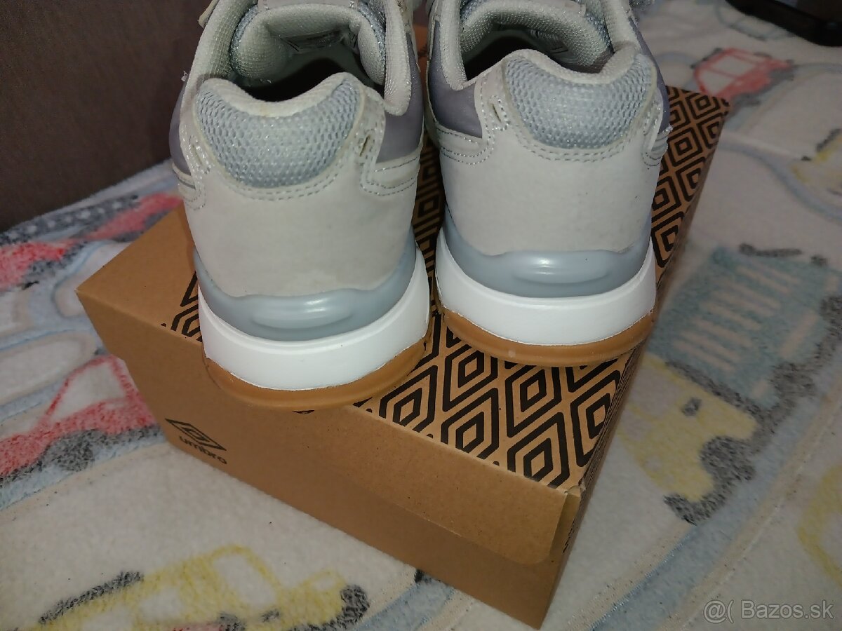 Umbro tenisky - 5