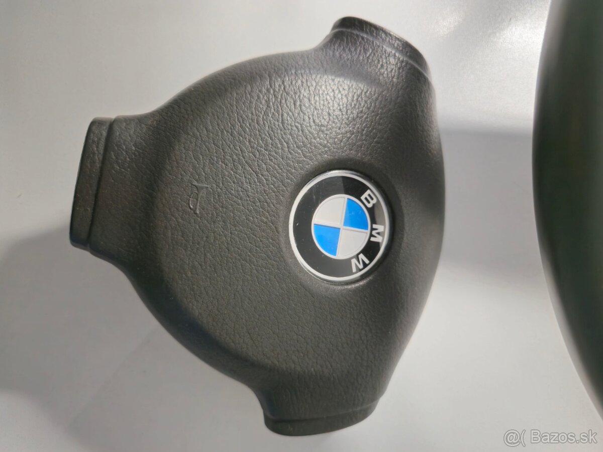 M-packet M-tech BMW volant e30 - 5