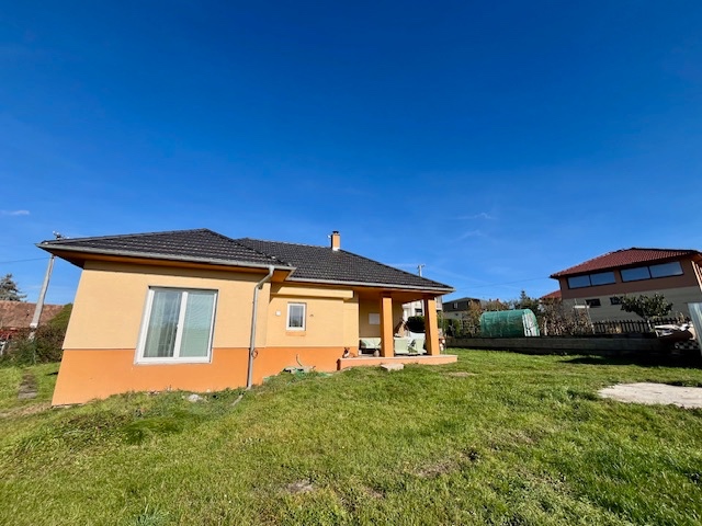 Krásny 3-izb. domček, Sľažany, 10,7á záhrada - 5