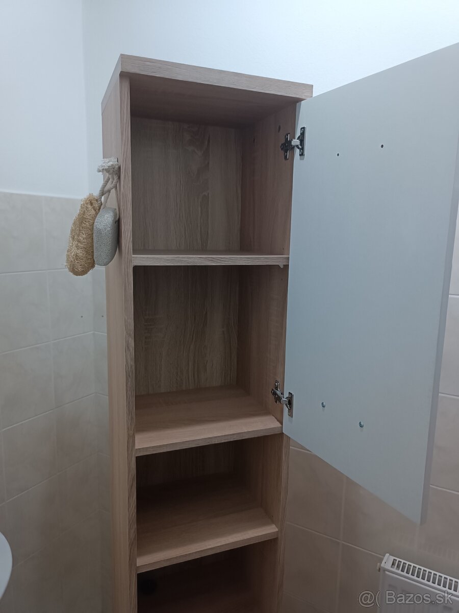 Kúpeľňová skrinka - 5