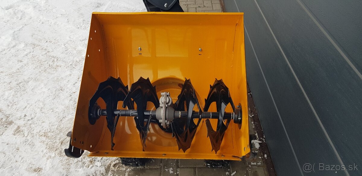 Snežná motorová fréza Riwall - 5