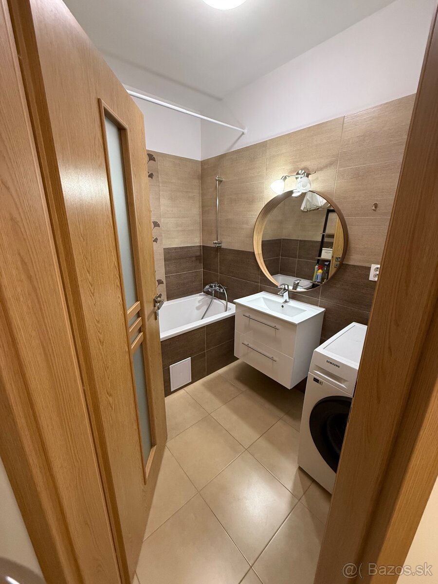 Prenájom 3-izbového bytu Veľké Úľany - 5