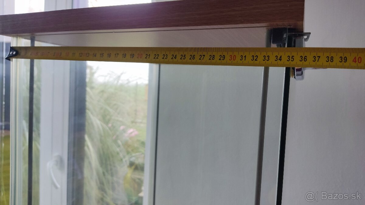 Sklenená vitrína - 5