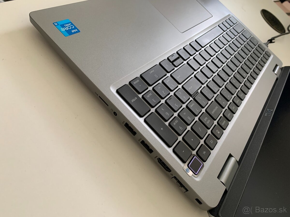 Dell Latitude 5520 – dotyková obrazovka - 5