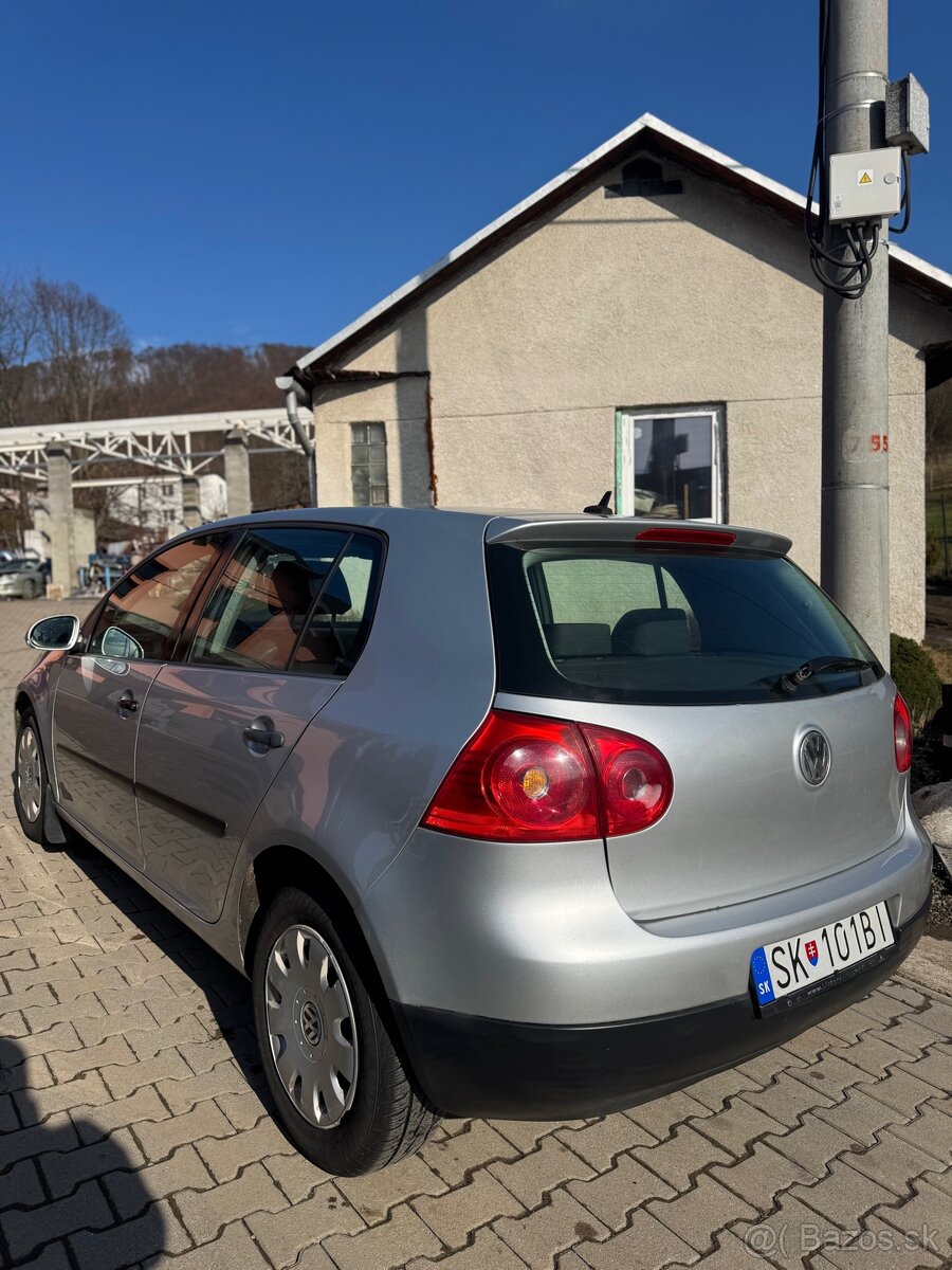 Predam Volkswagen Golf 5 - 5
