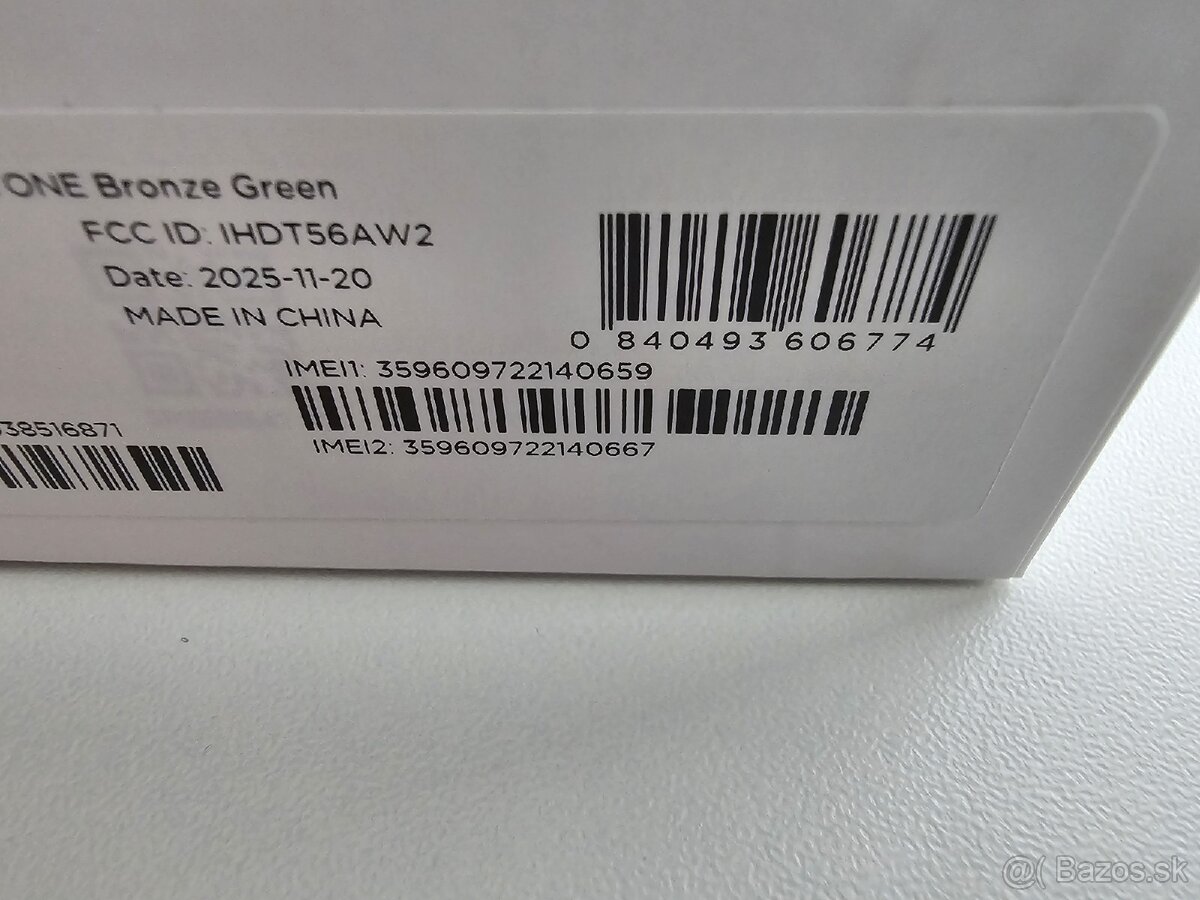 Motorola edge 70 + moto tag - 5