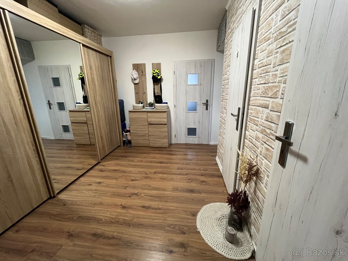 Priestranný 3 izbový byt sídlisko SNP Prakovce - 5