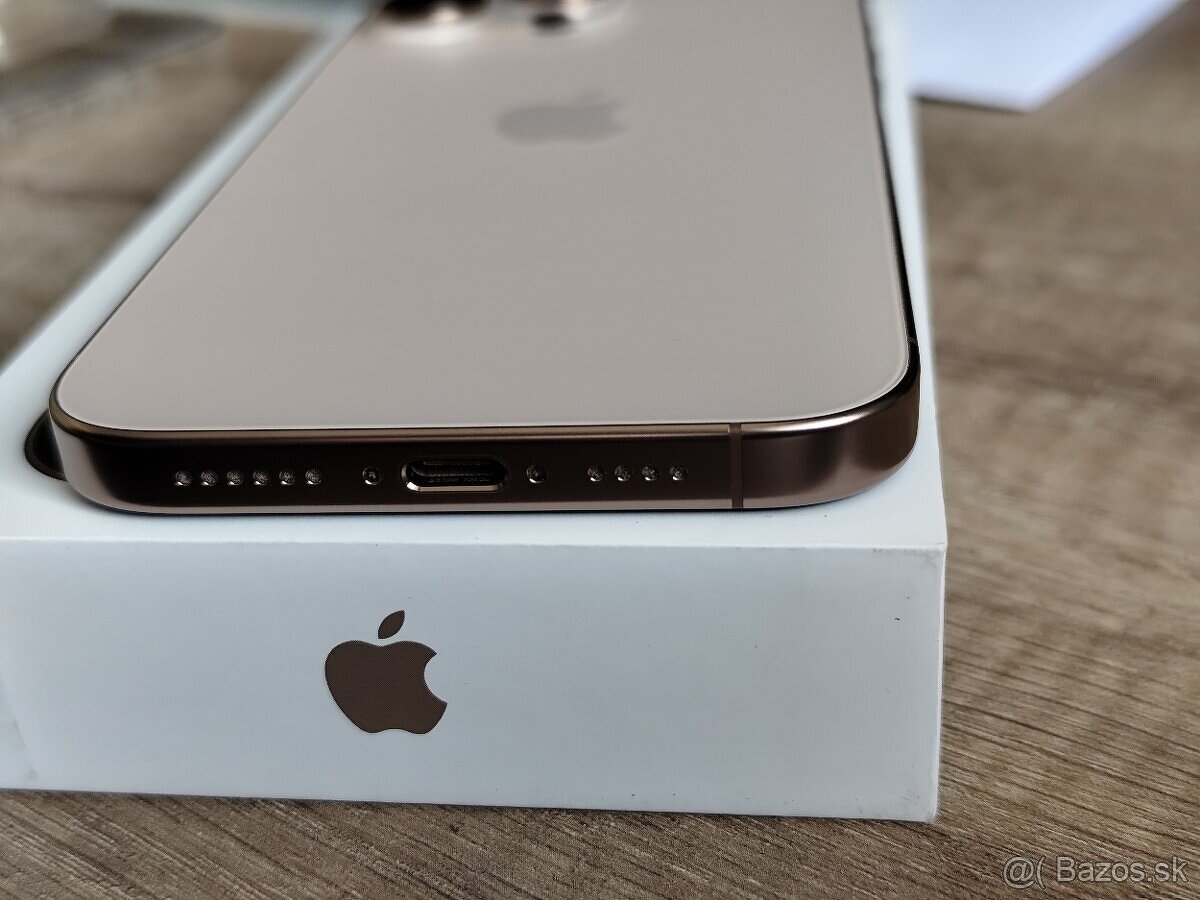 Apple iPhone 16 Pro Max 256GB Desert Titanium v záruke - 5