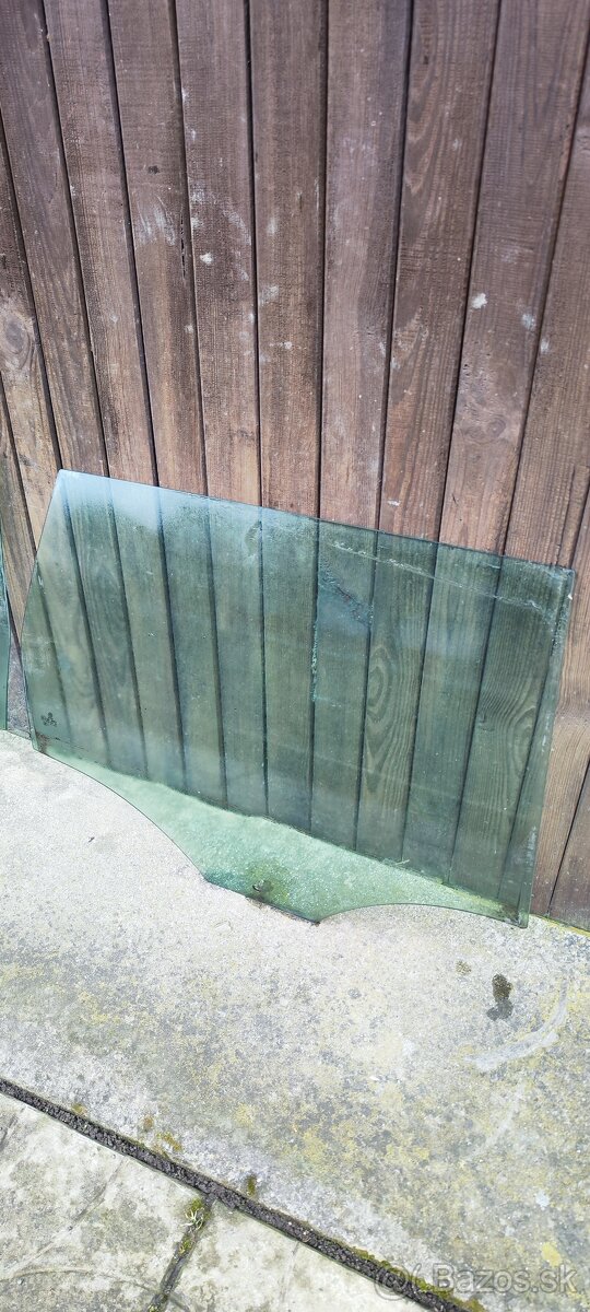 Predám bočné sklá na VW Passat Variant B6 - 5