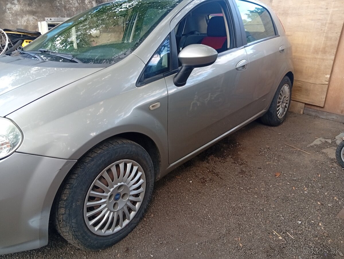 predám Fiat Punto grande - 5