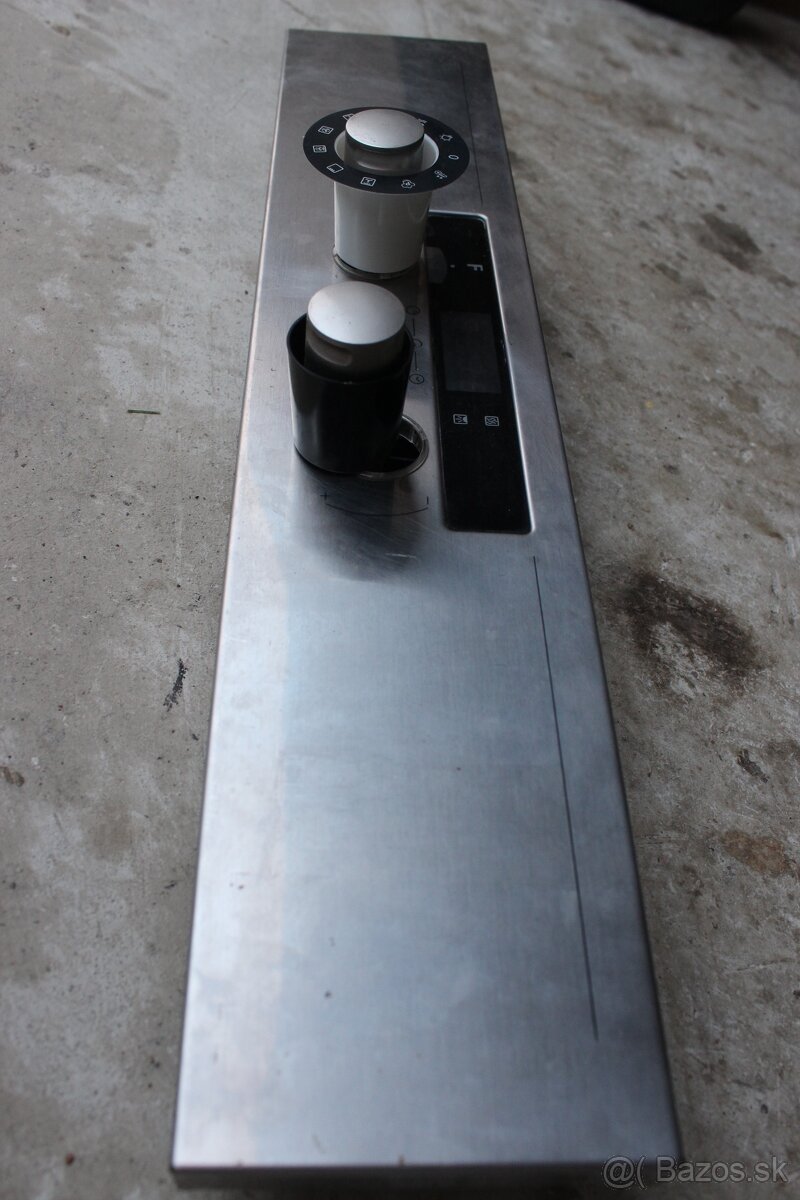 Diely elektrickej rury Whirlpool AKZ 433/IX 3.65 kW - 5