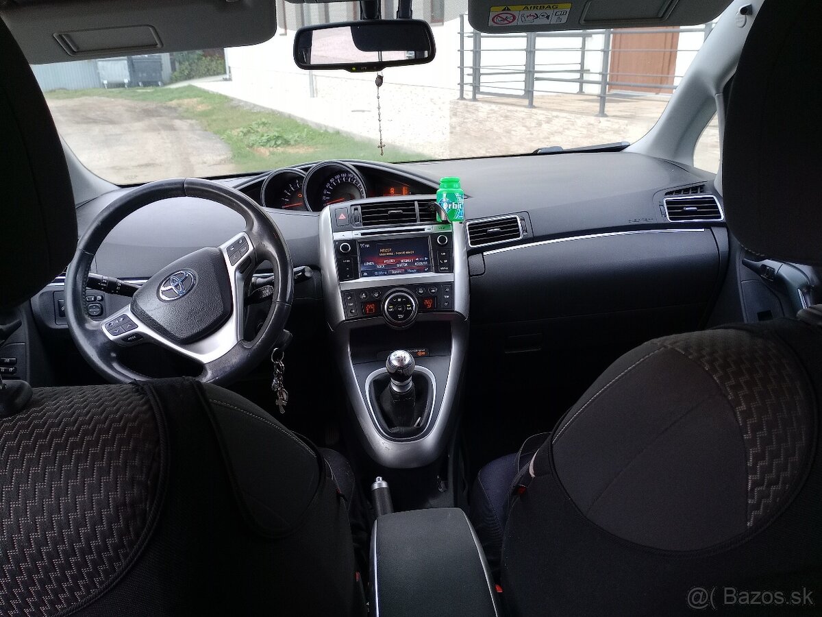 Vymením Toyota verso - 5