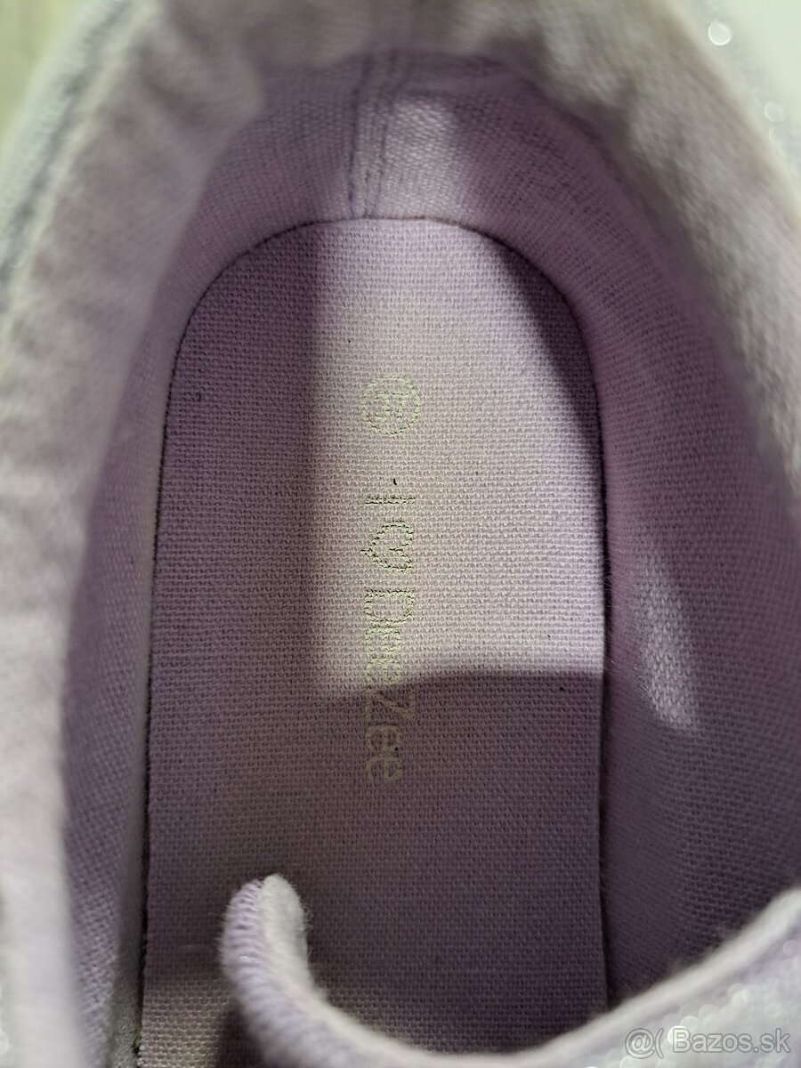 Detské fialové tenisky. - 5